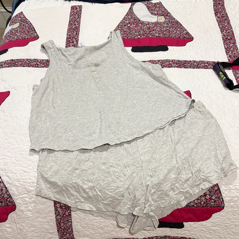 Stars Above Light Gray pajama set
